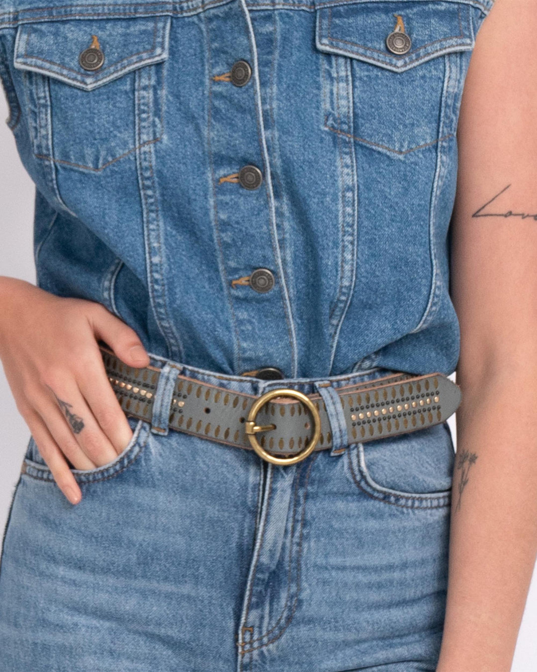 Soraya | Studded Leather Belt with Gold Round Buckle