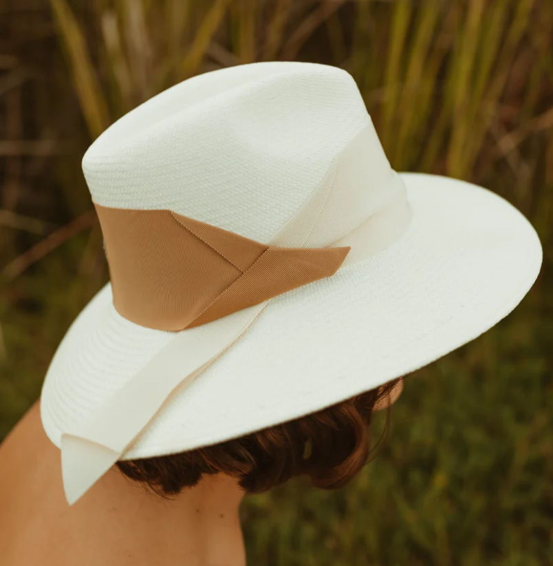 Gardenia- Bone, Camel