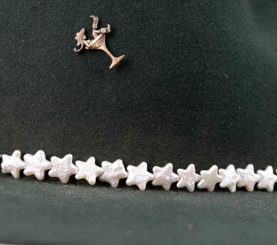 Baroque Pearl Stars Seeing Hat Band